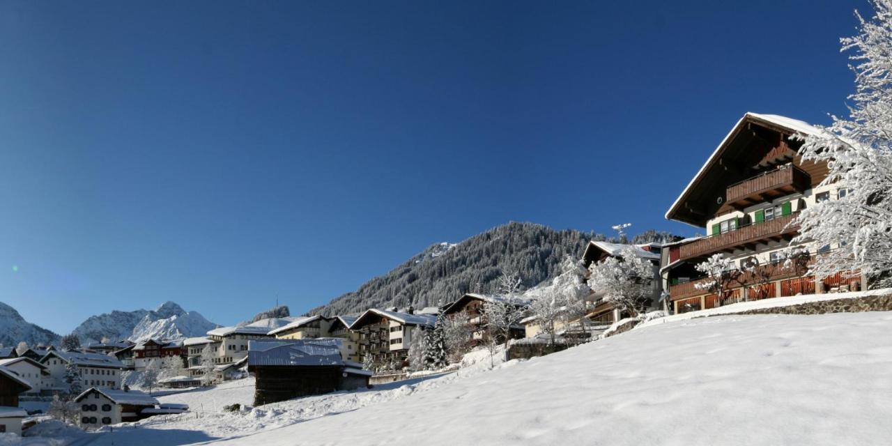 Hotel Adler Garni ヒルシュエック エクステリア 写真